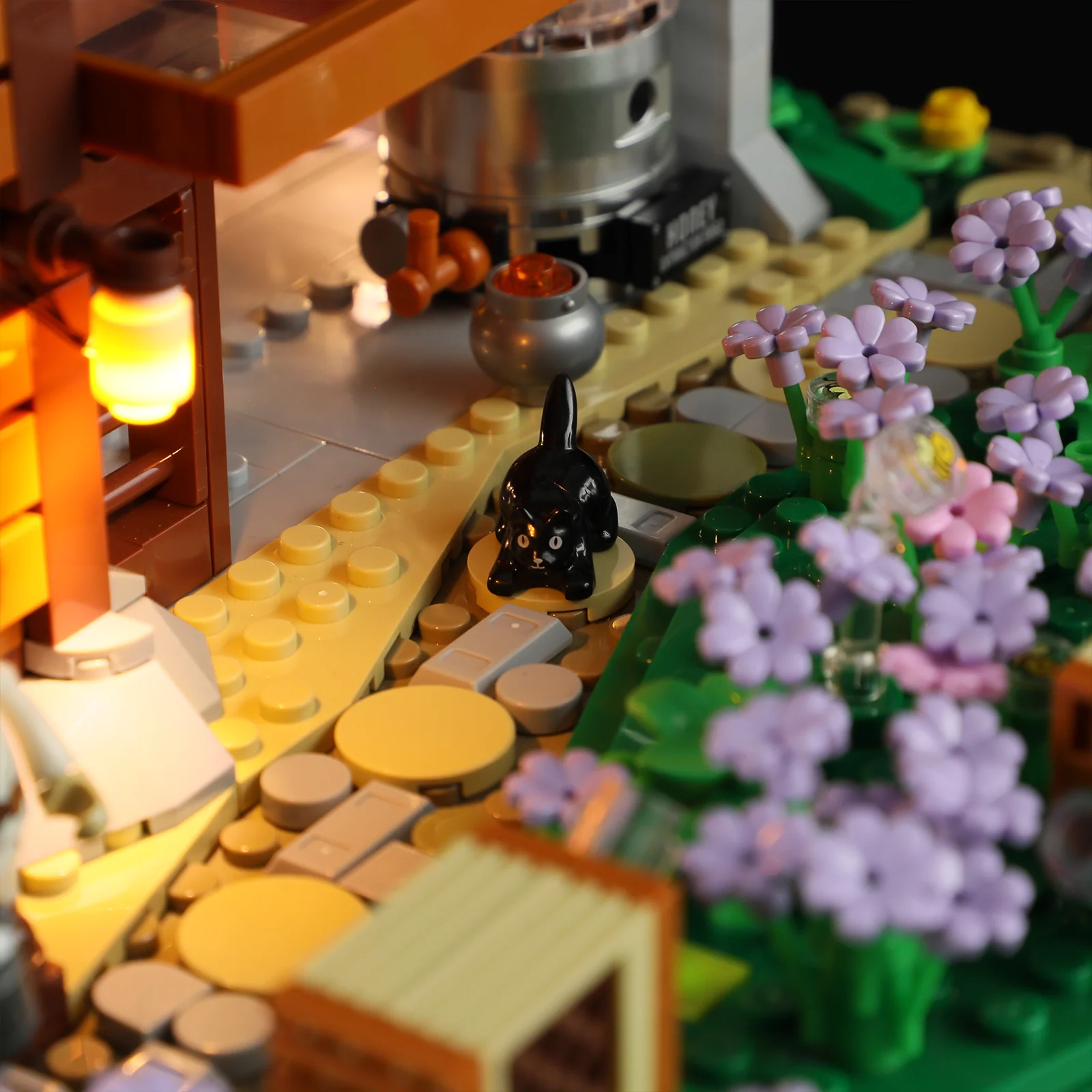 Bee Farm - Image 5