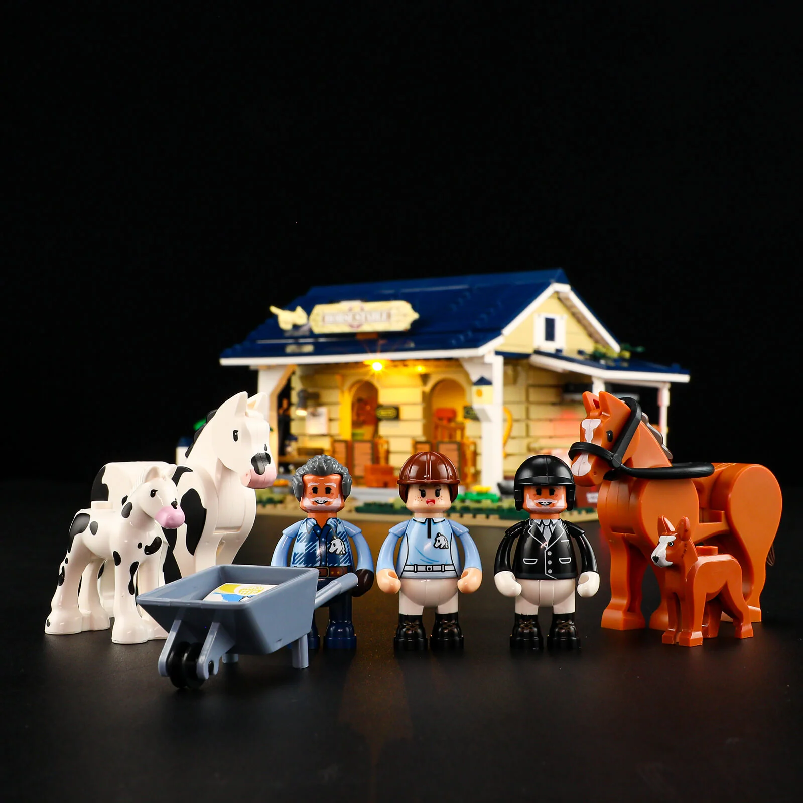 Horse Stable - Image 4