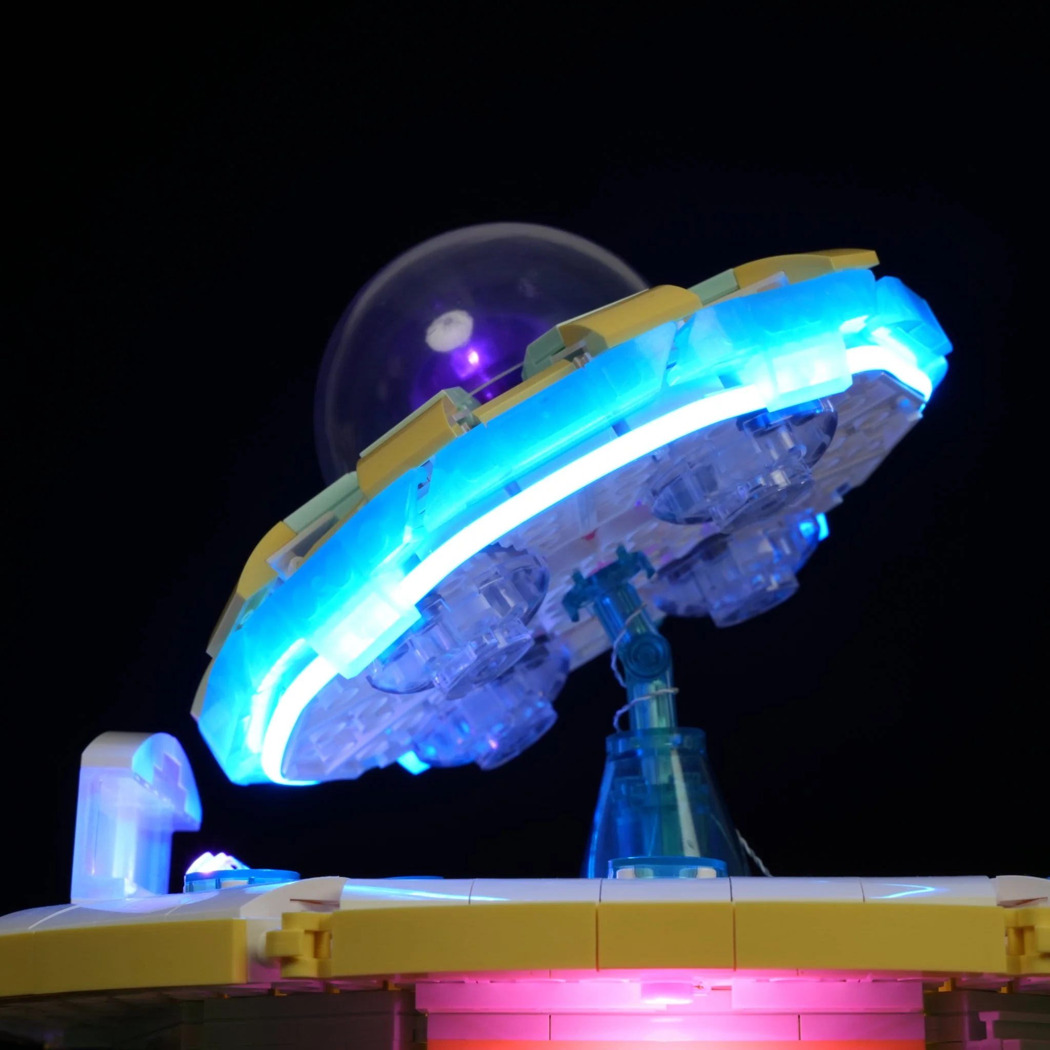Interstellar Drive-In - Image 7